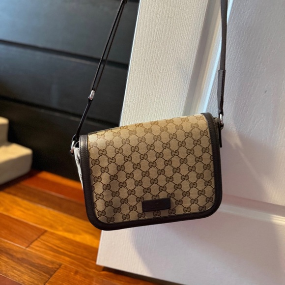 Gucci Messenger Crossbody Guccissima GG Unisex - Picture 6 of 10
